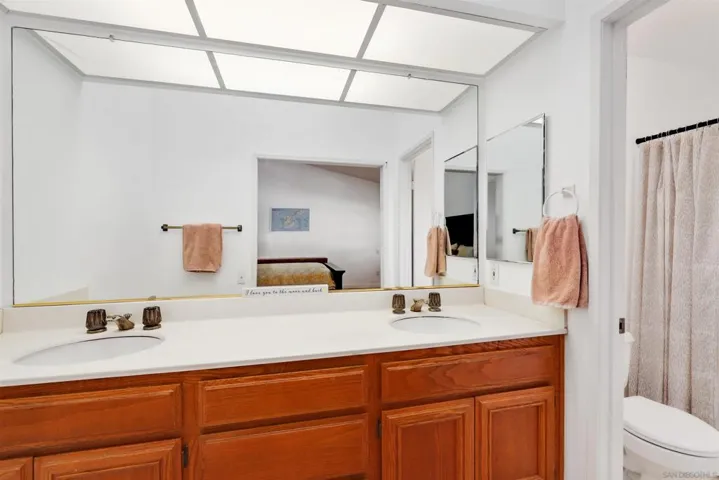 668 Thunderbird Dr, Oceanside, California 92057