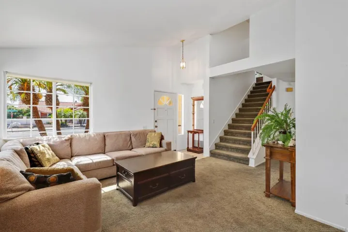 668 Thunderbird Dr, Oceanside, California 92057