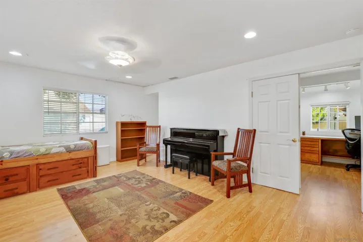 668 Thunderbird Dr, Oceanside, California 92057