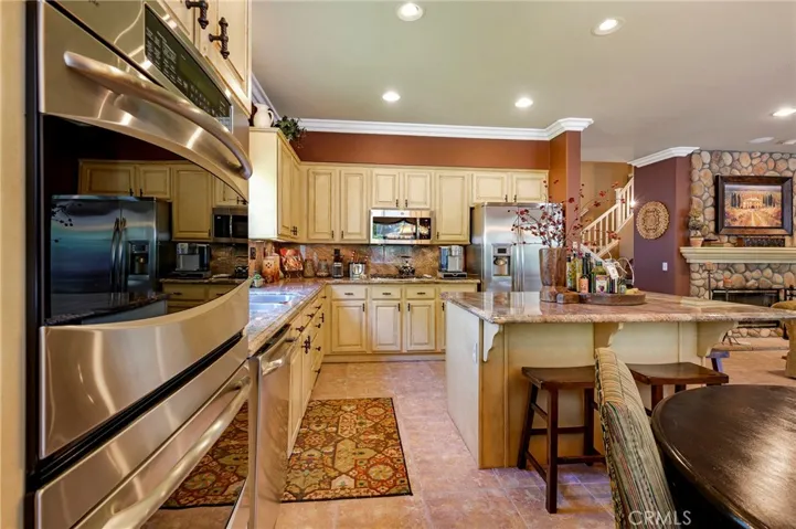 972 Bouquet Circle, Corona, California 92881