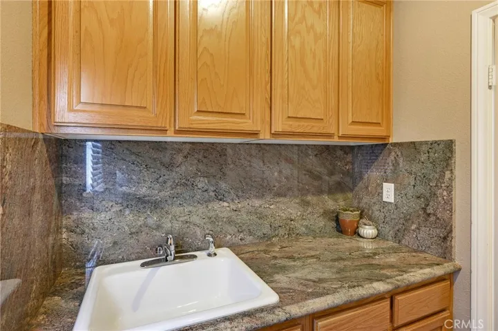 972 Bouquet Circle, Corona, California 92881