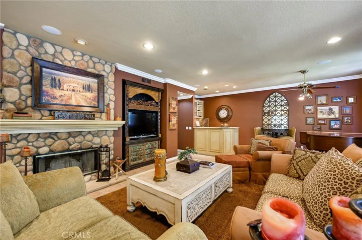 972 Bouquet Circle, Corona, California 92881