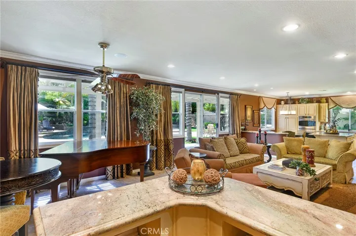 972 Bouquet Circle, Corona, California 92881