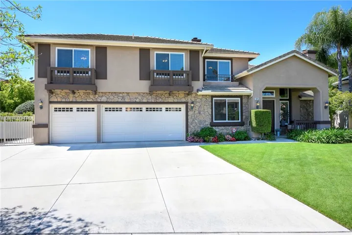 972 Bouquet Circle, Corona, California 92881