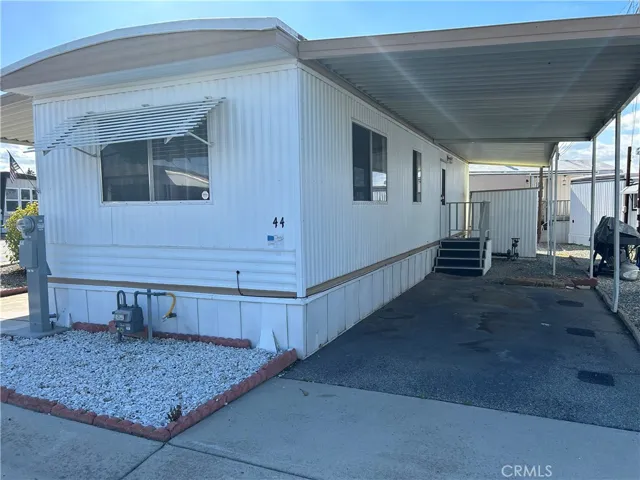 43601 44 Florida Avenue 44, Hemet, California 92544