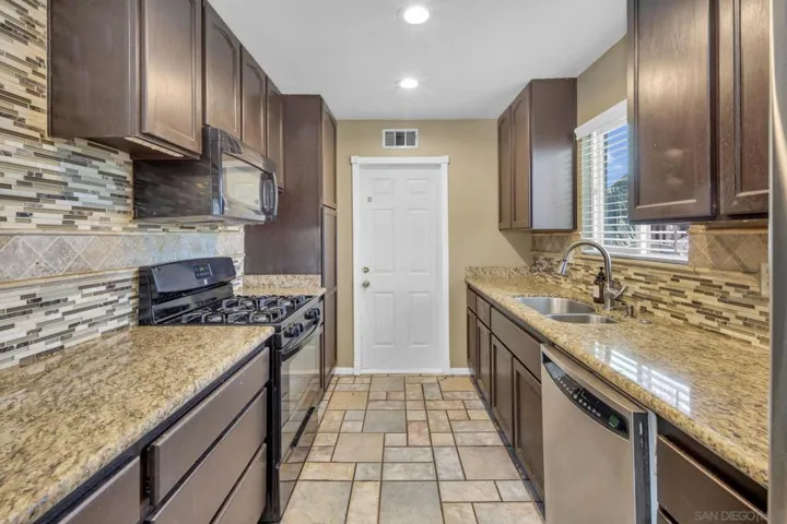 1558 Norran Ave, El Cajon, California 92019