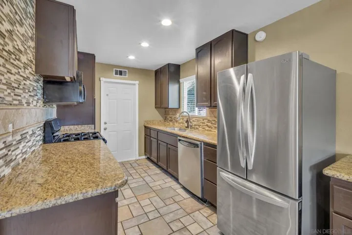 1558 Norran Ave, El Cajon, California 92019