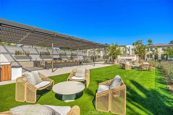 211 Holliston, Lake Forest, California 92630