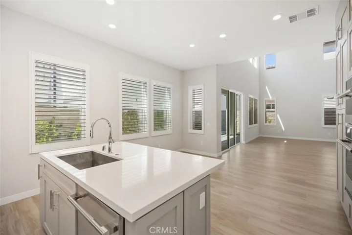 211 Holliston, Lake Forest, California 92630