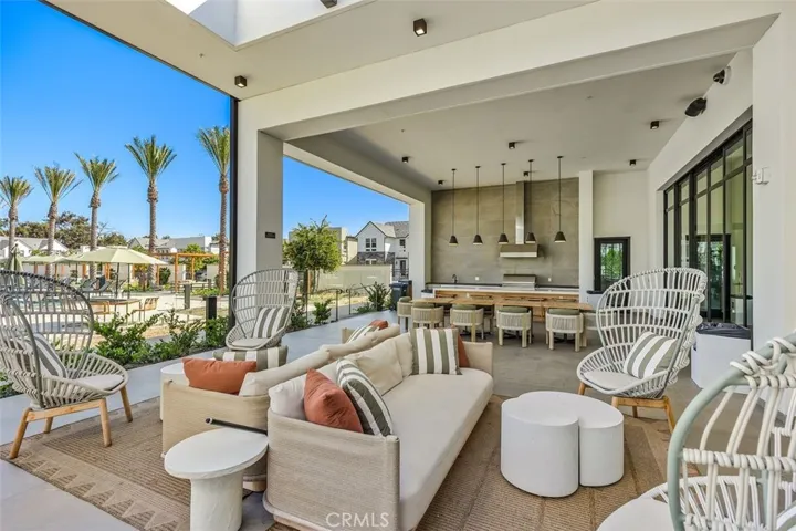 211 Holliston, Lake Forest, California 92630
