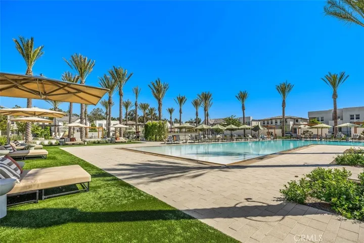 211 Holliston, Lake Forest, California 92630