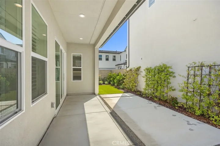 211 Holliston, Lake Forest, California 92630