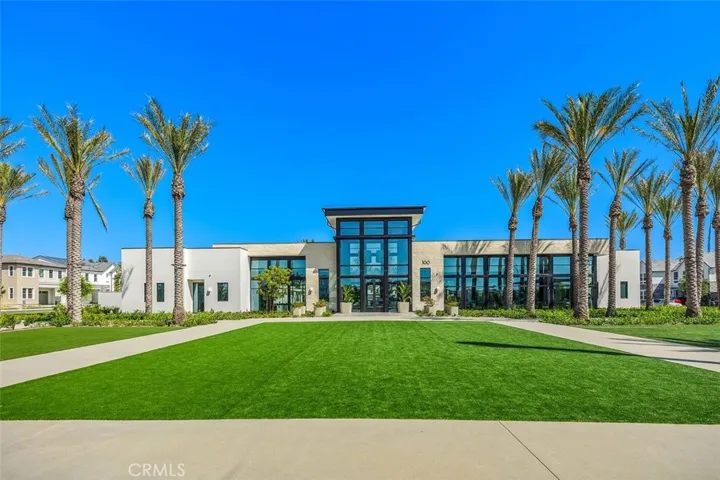 211 Holliston, Lake Forest, California 92630