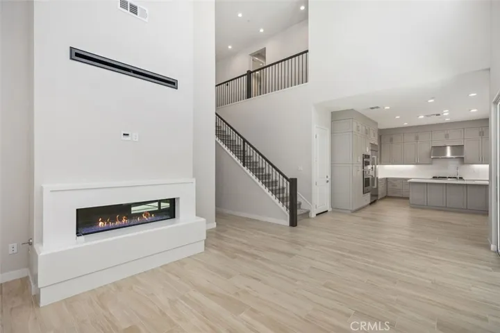 211 Holliston, Lake Forest, California 92630