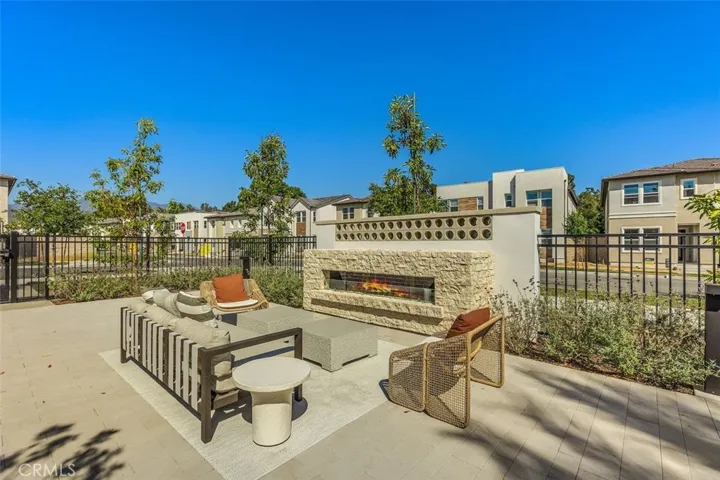 211 Holliston, Lake Forest, California 92630