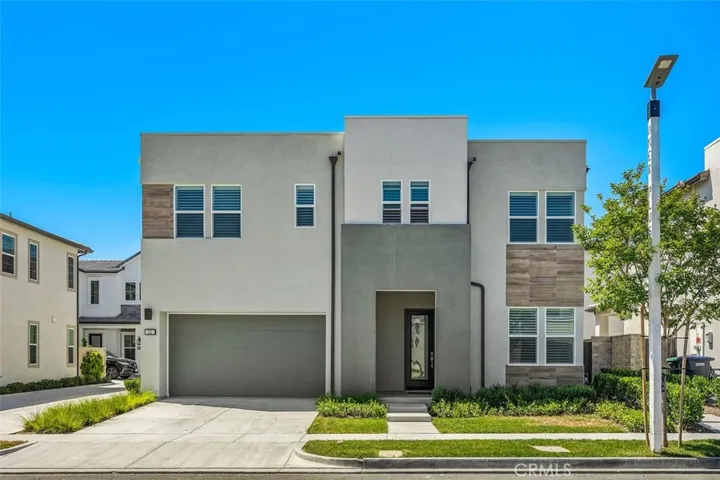 211 Holliston, Lake Forest, California 92630