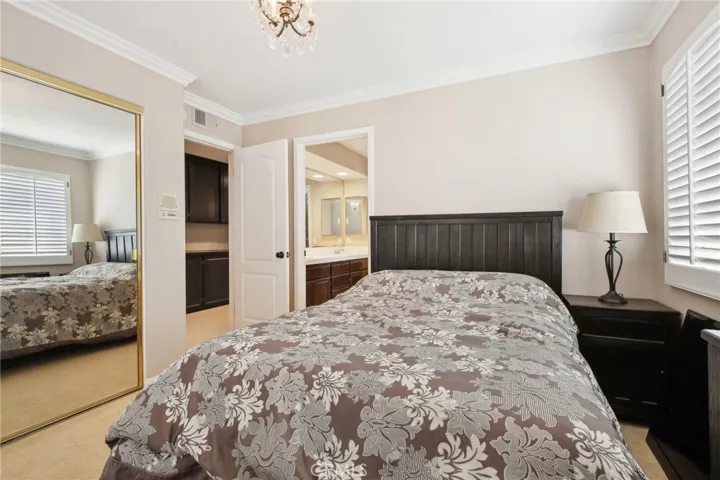 932 S Camerford Lane, Anaheim Hills, California 92808