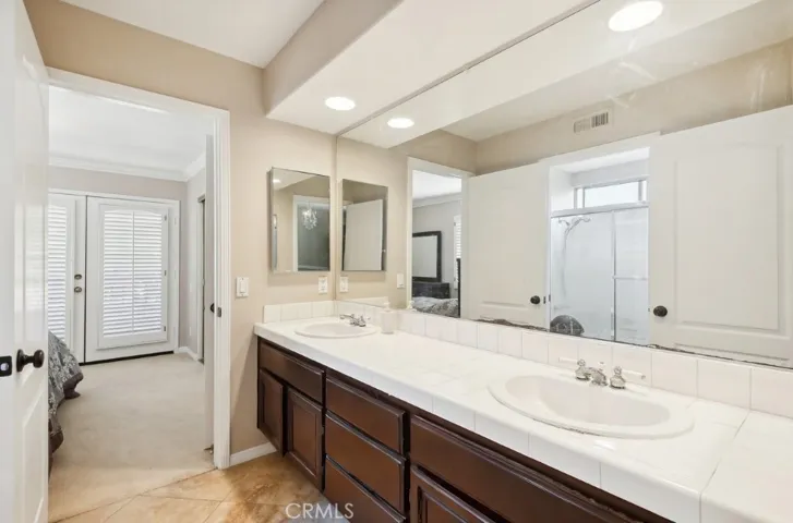 932 S Camerford Lane, Anaheim Hills, California 92808