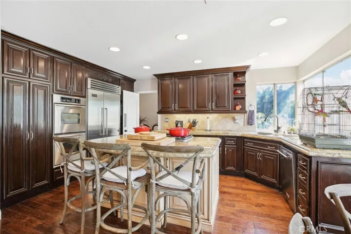 932 S Camerford Lane, Anaheim Hills, California 92808