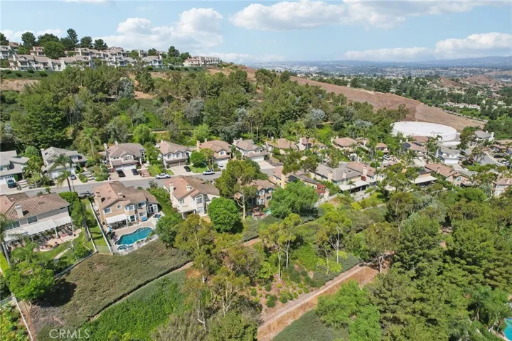 932 S Camerford Lane, Anaheim Hills, California 92808