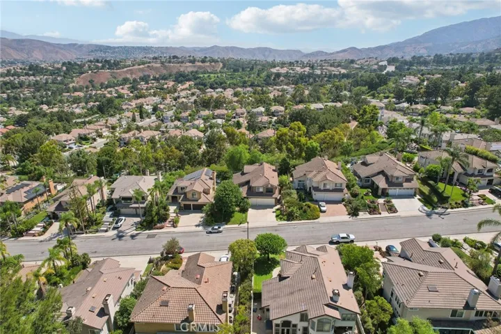 932 S Camerford Lane, Anaheim Hills, California 92808