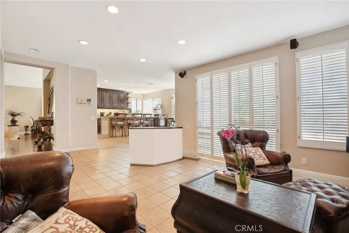 932 S Camerford Lane, Anaheim Hills, California 92808