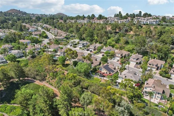 932 S Camerford Lane, Anaheim Hills, California 92808