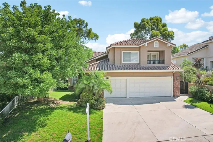 932 S Camerford Lane, Anaheim Hills, California 92808