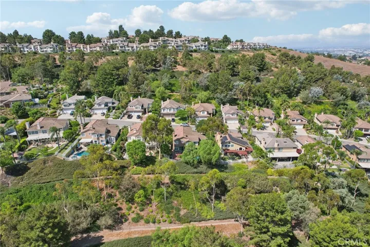 932 S Camerford Lane, Anaheim Hills, California 92808
