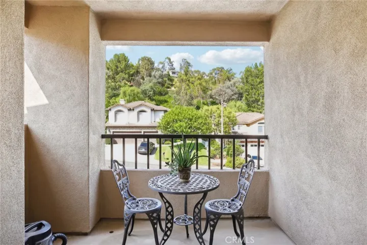 932 S Camerford Lane, Anaheim Hills, California 92808