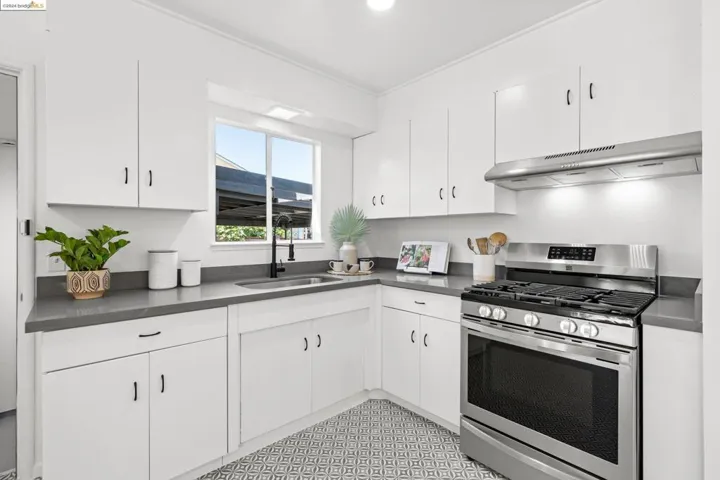 1754 Wayne Ave, San Leandro, California 94577