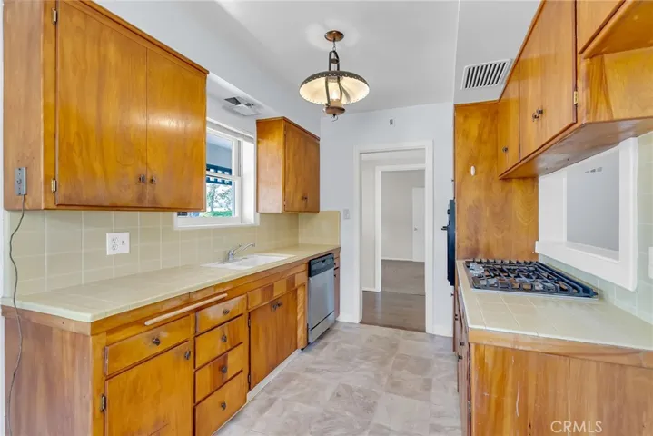 4651 Mcfarland Street, Riverside, California 92506