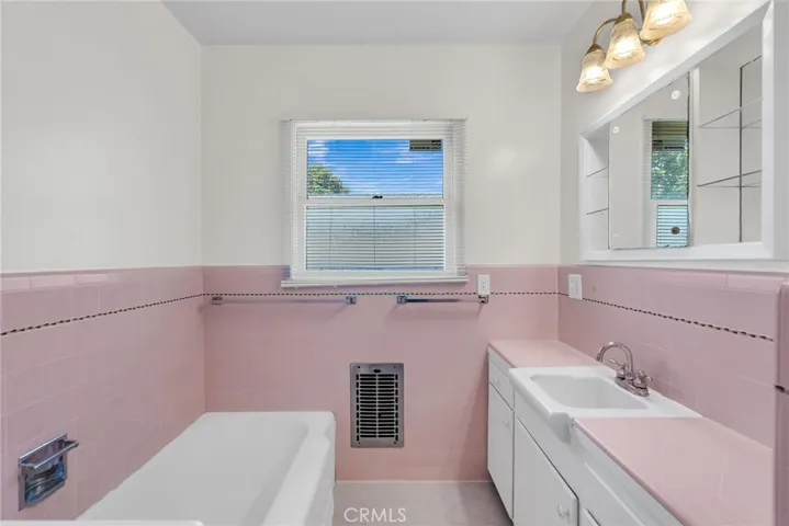 4651 Mcfarland Street, Riverside, California 92506
