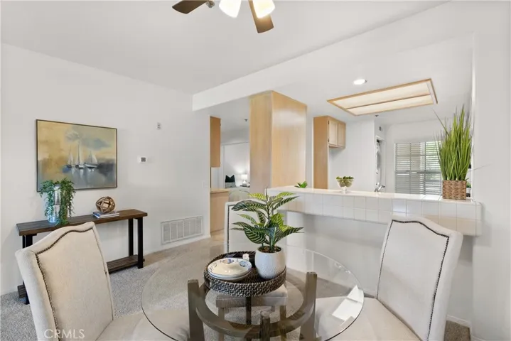 415 Townsquare 212, Huntington Beach, California 92648
