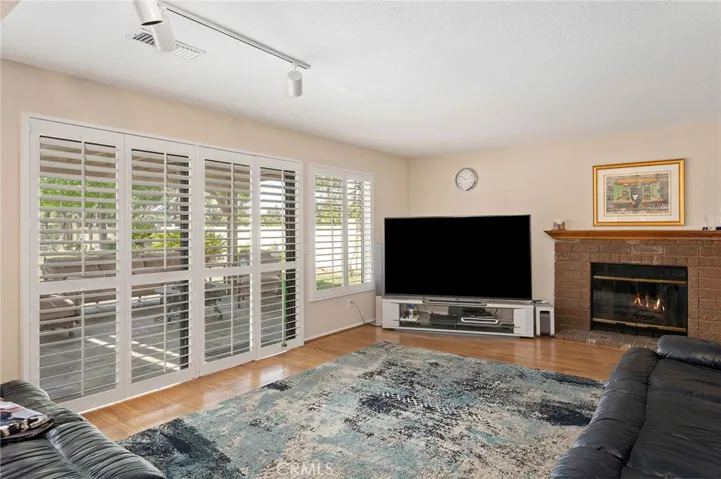 17408 Rainbow Ridge Circle, Granada Hills, California 91344