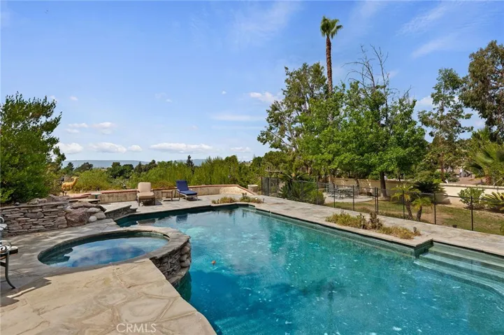 17408 Rainbow Ridge Circle, Granada Hills, California 91344