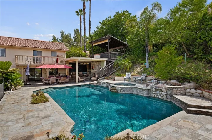 17408 Rainbow Ridge Circle, Granada Hills, California 91344