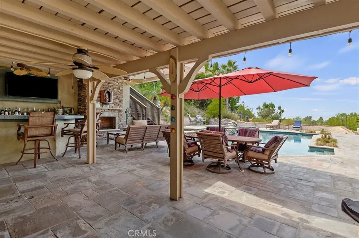 17408 Rainbow Ridge Circle, Granada Hills, California 91344