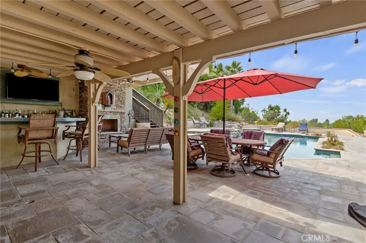 17408 Rainbow Ridge Circle, Granada Hills, California 91344