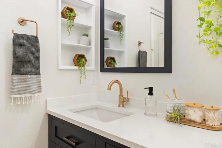 7029 Dassia Way, Oceanside, California 92056