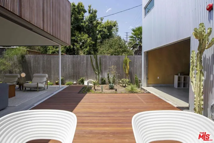 1028 Pleasantview Avenue, Venice, California 90291