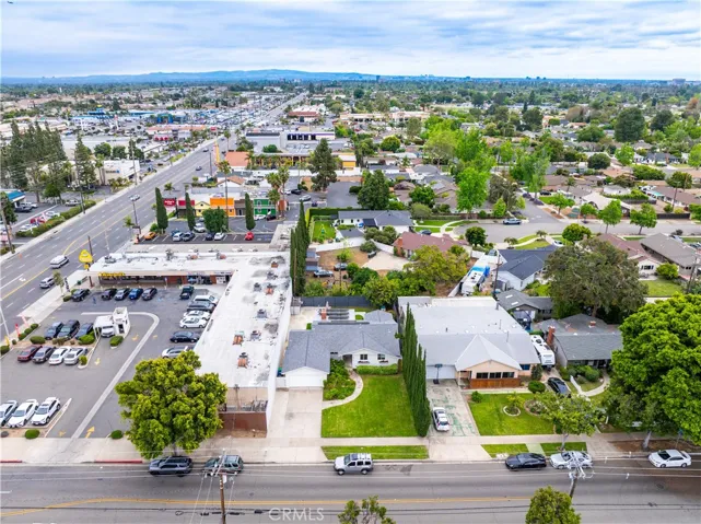 1614 E Palm Avenue, Orange, California 92866