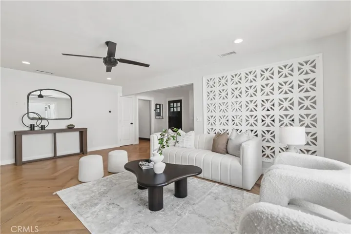 1614 E Palm Avenue, Orange, California 92866