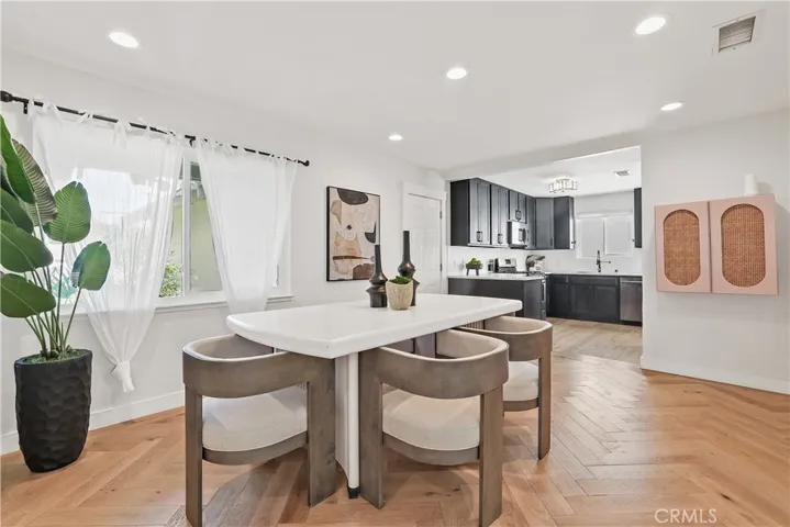 1614 E Palm Avenue, Orange, California 92866