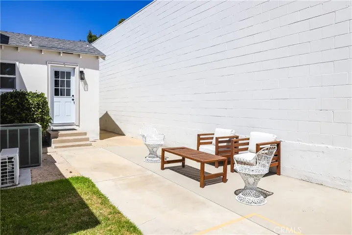 1614 E Palm Avenue, Orange, California 92866