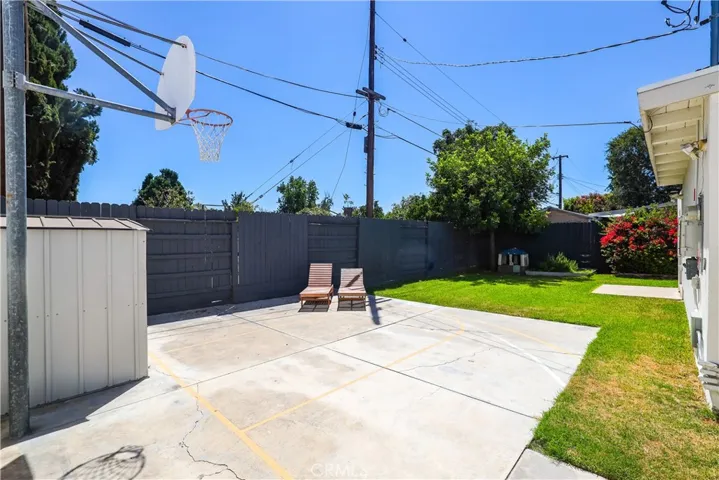 1614 E Palm Avenue, Orange, California 92866