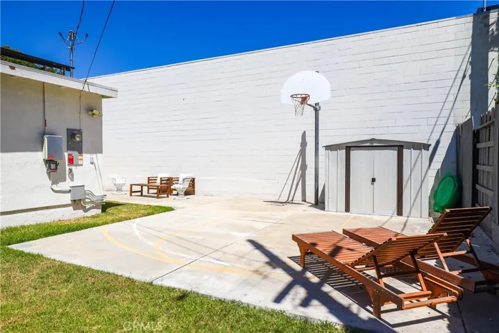 1614 E Palm Avenue, Orange, California 92866