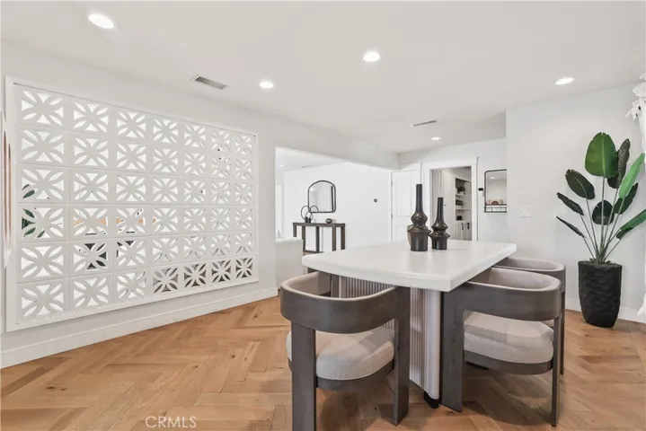 1614 E Palm Avenue, Orange, California 92866