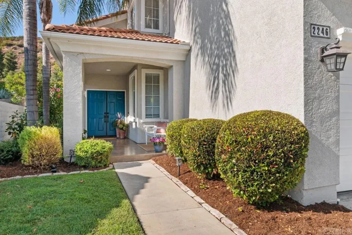 2246 Orange Grove Place, Escondido, California 92027