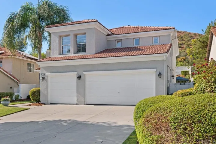 2246 Orange Grove Place, Escondido, California 92027